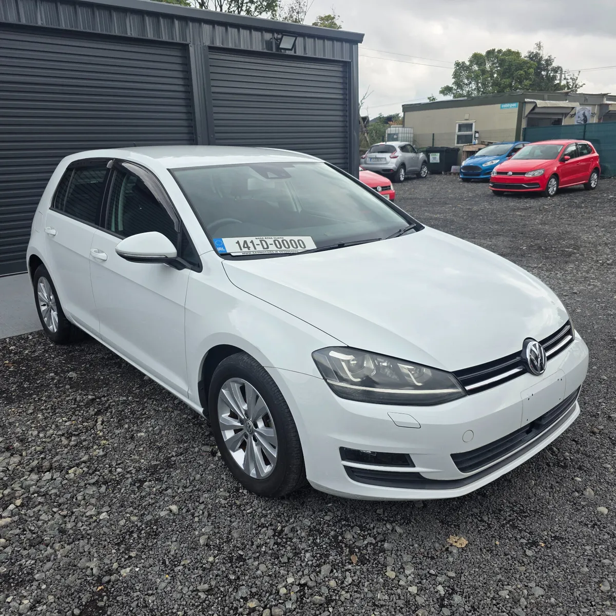 Volkswagen Golf Automatic 2014 Low Miles - Image 3