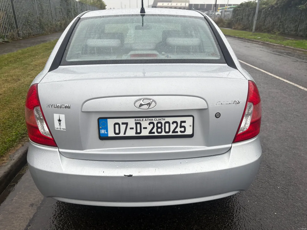 Hyundai Accent Brand new NCT and serviced - Image 6