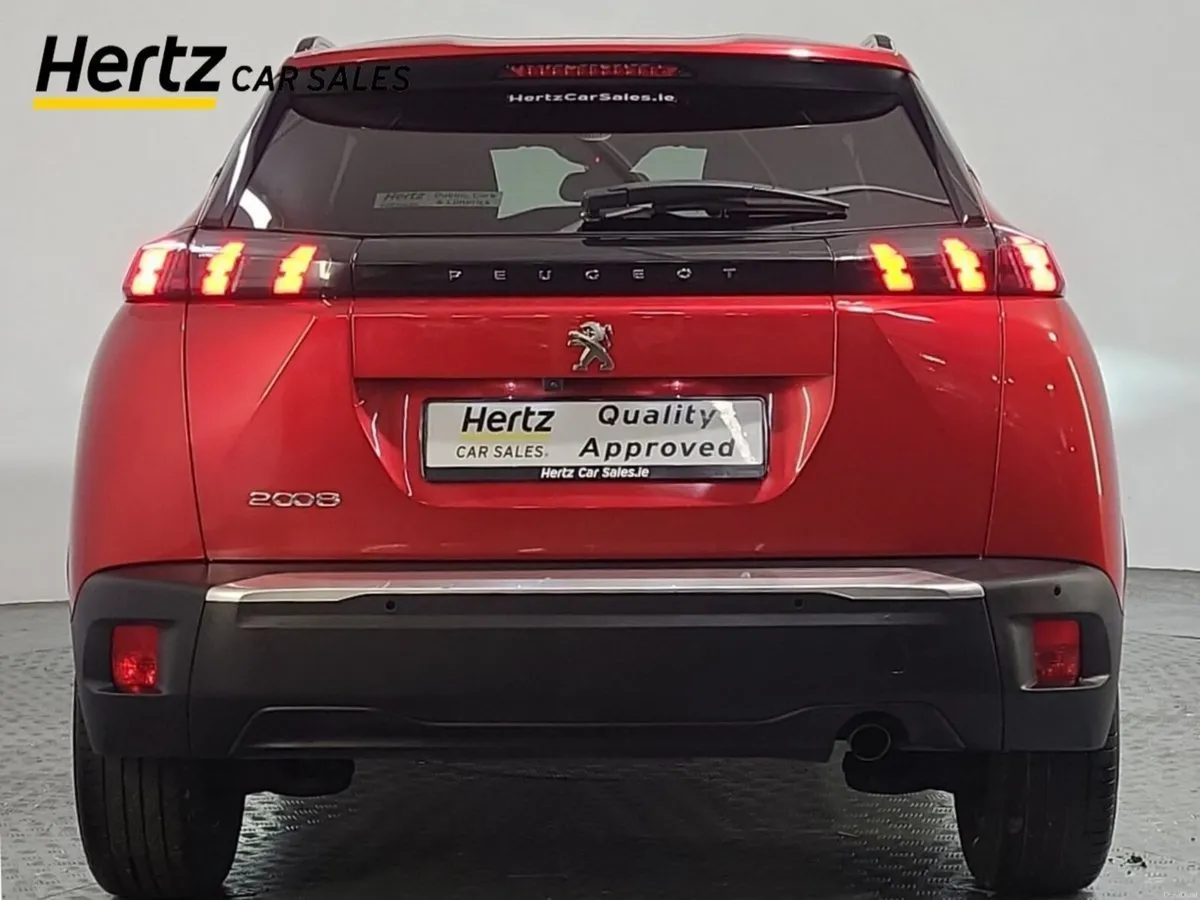 Peugeot 2008 Allure 1.2 Petrol Manual - Image 4