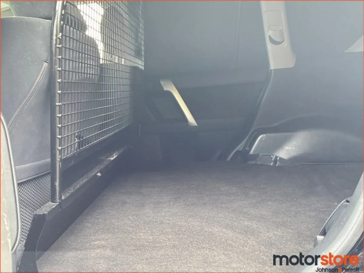 Toyota Land Cruiser LANDCRUISER LAND CRUISER LWB € - Image 5