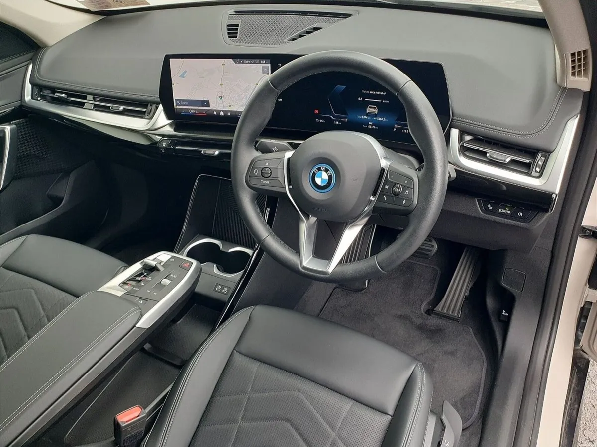 BMW iX1 eDrive20 Sport - Image 6