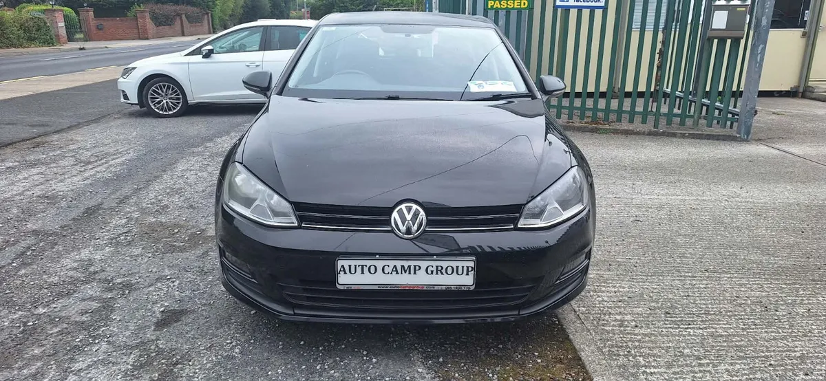 Volkswagen Golf 1.6 TDI DSG 5DR 110HP Comfortline - Image 2