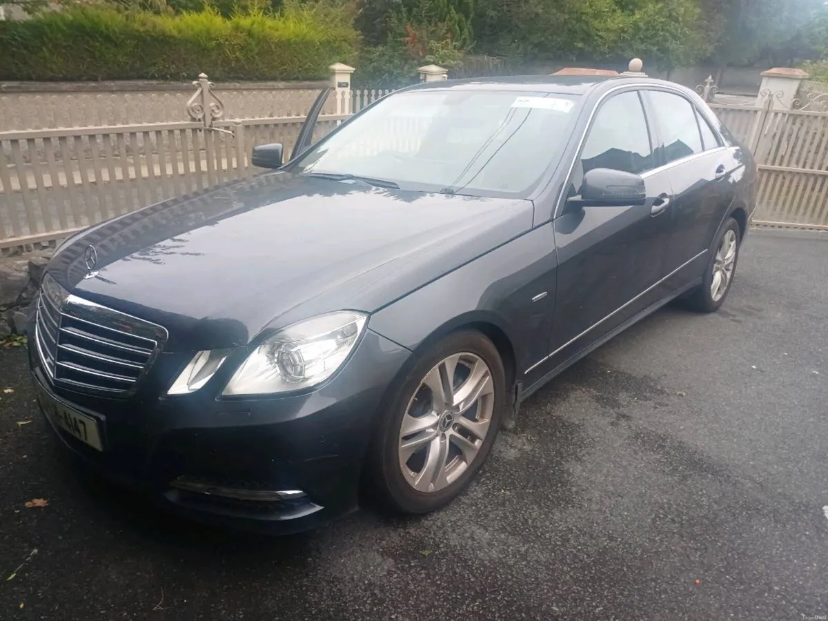 Mercedes e220 - Image 2