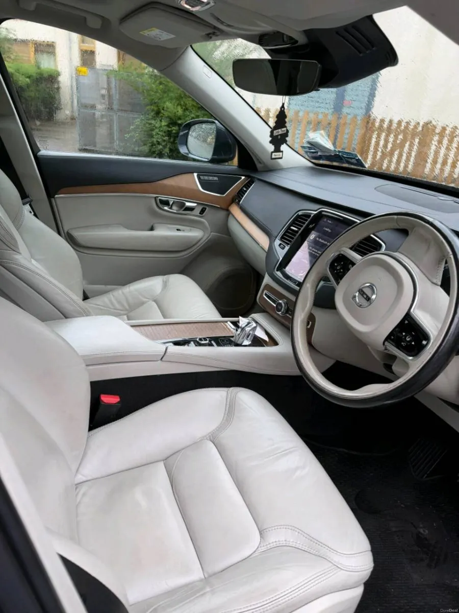 Volvo XC90 T8 Hybrid Automatic 7 Seater - Image 6