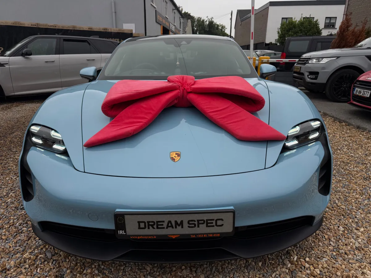 🇮🇪232SUPER CAR TAYCAN 440kw FROZEN BLUE93KWH GTS - Image 1
