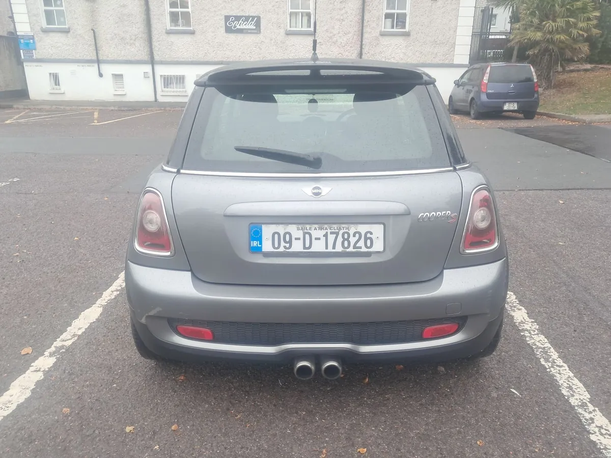 Mini Cooper s 2009 - Image 1
