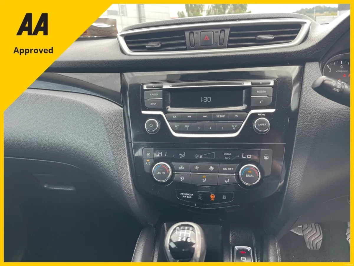 Nissan Qashqai 1.2 PET SV 5DR  FREE DELIVERY - Image 5