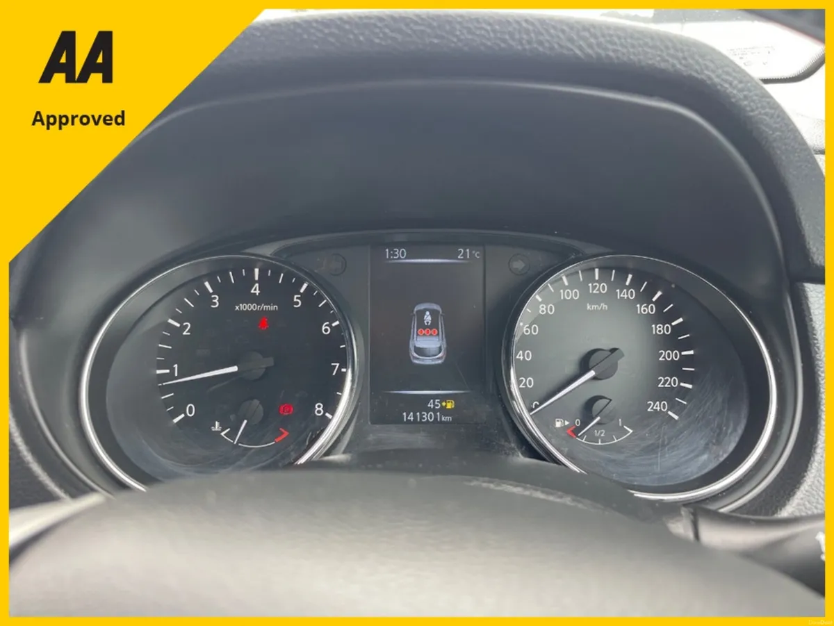 Nissan Qashqai 1.2 PET SV 5DR  FREE DELIVERY - Image 3