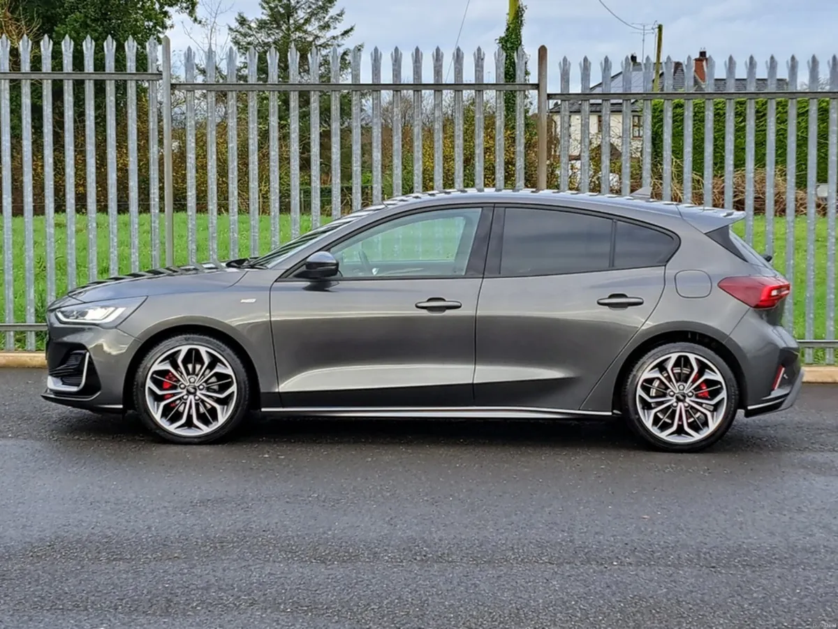 Ford Focus ST-LINE VIGNALE 1.5TD 120BHP 8 SPEED AU - Image 5