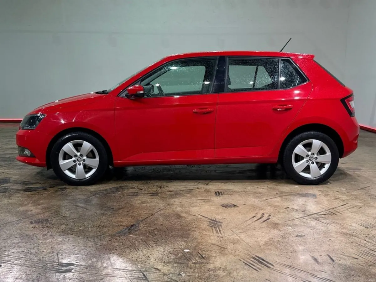 Skoda Fabia 1.0 - MANUAL - ALLOY WHEELS - MULTI FU - Image 6