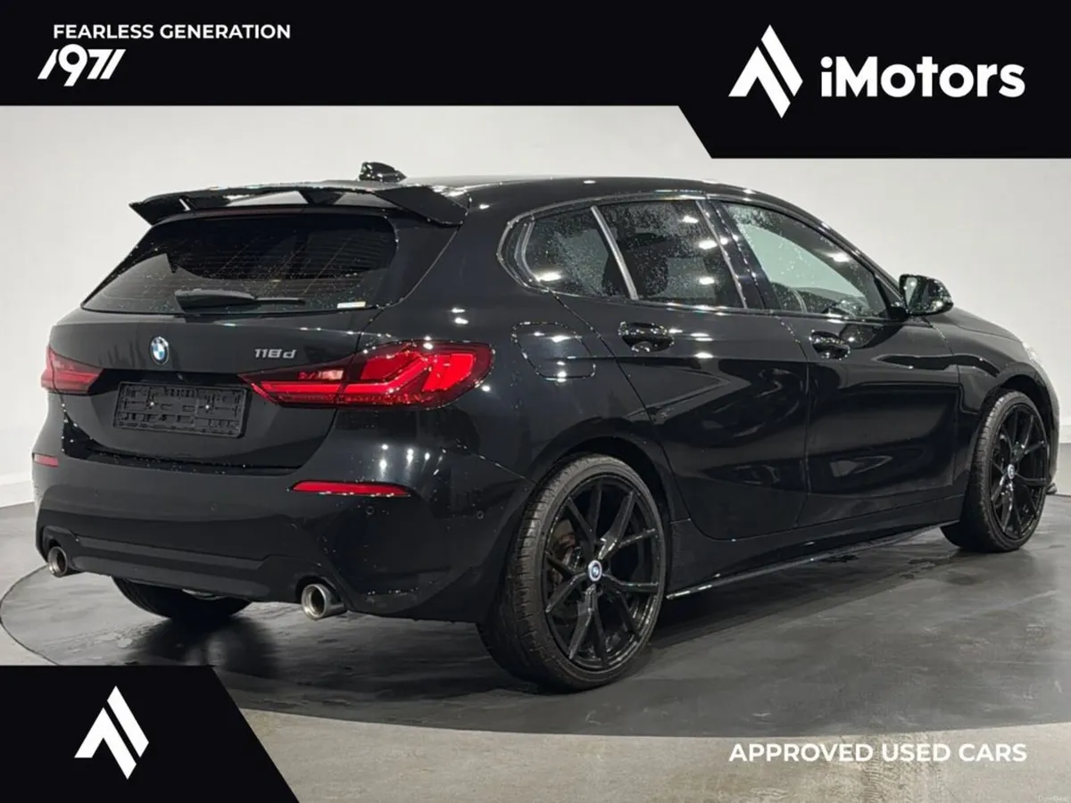 BMW 1-Series M-PERFORMANCE STYLING UPGRADED ALLOYS - Image 3
