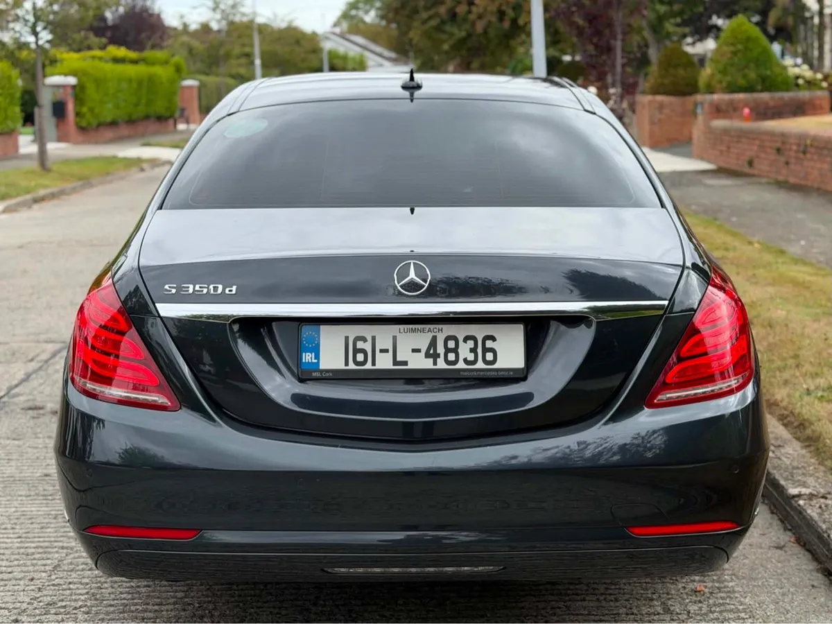 Mercedes Benz 2016 LWB 9G - Image 5