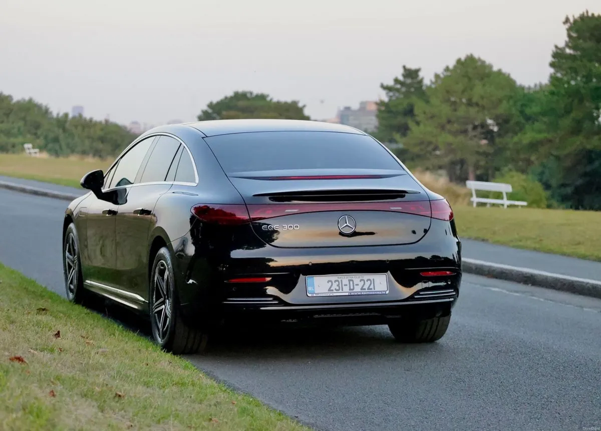 Mercedes-Benz EQE 300 - 90KwH EV Saloon - Image 6