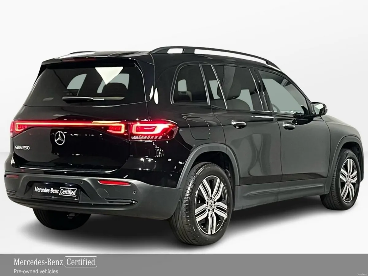 Mercedes-Benz EQB 250 7 Seat Progressive - 18 Inch - Image 3