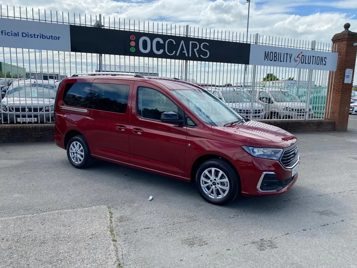 Wheelchair Accessible Taxi Ford Connect 5 Seats+WC - Image 2
