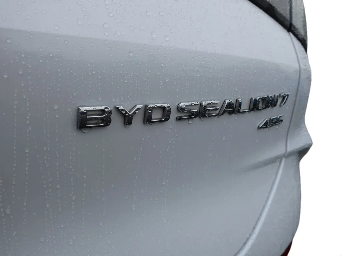2026 BYD SEALION 7 Excellence - Image 4
