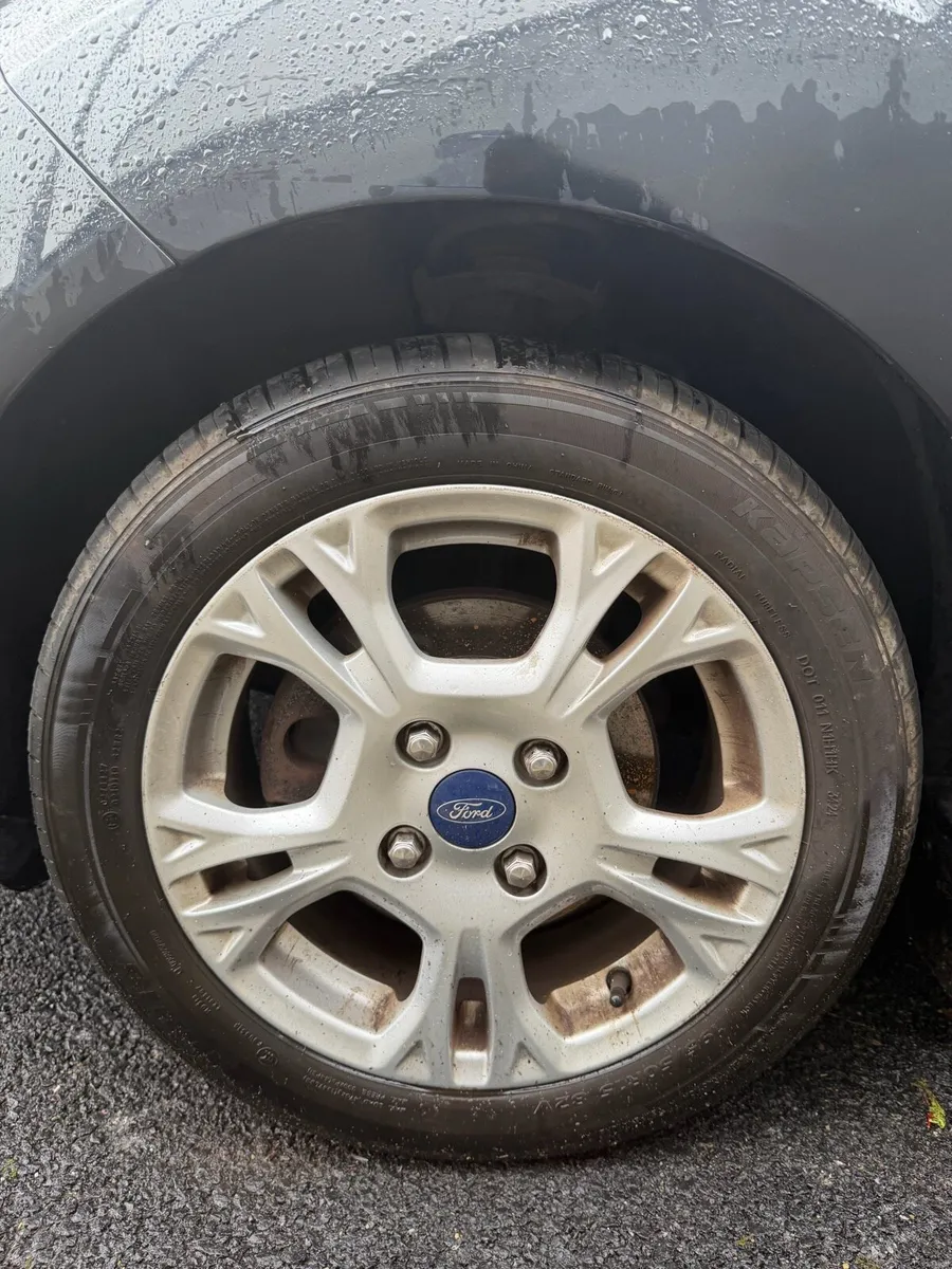 142 Ford Fiesta Zetec 1.2L Manual - Image 5