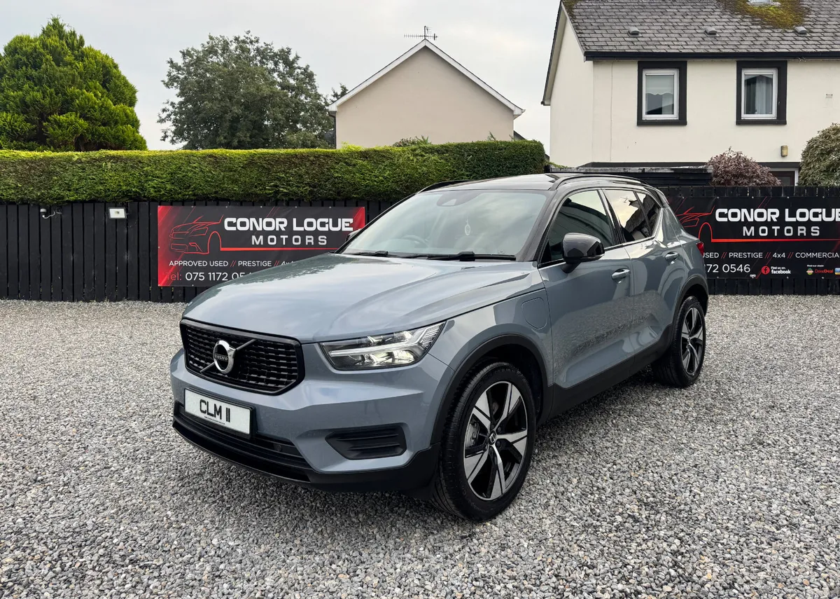 2021 212 Volvo XC40 T5 R-Design Recharge - Image 1