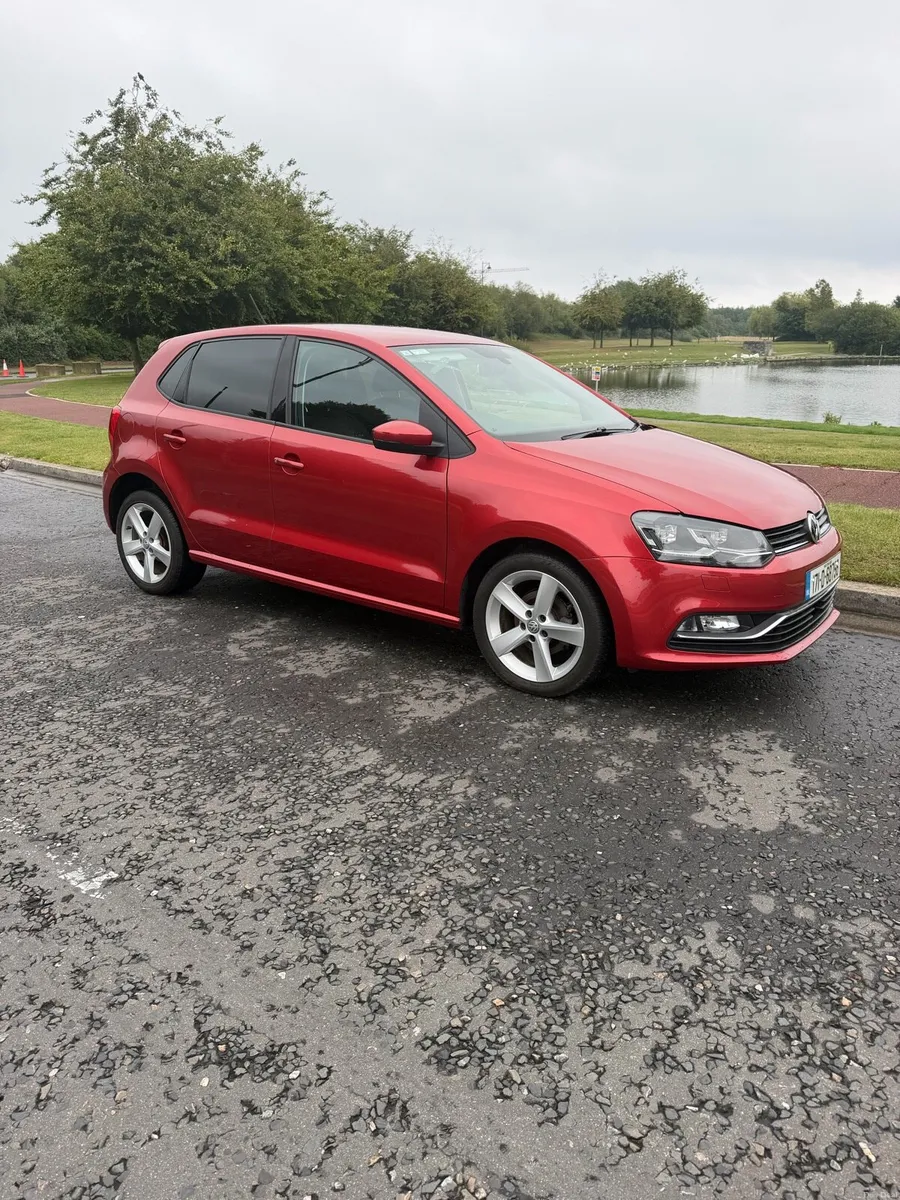 Volkswagen polo 2017 - Image 1