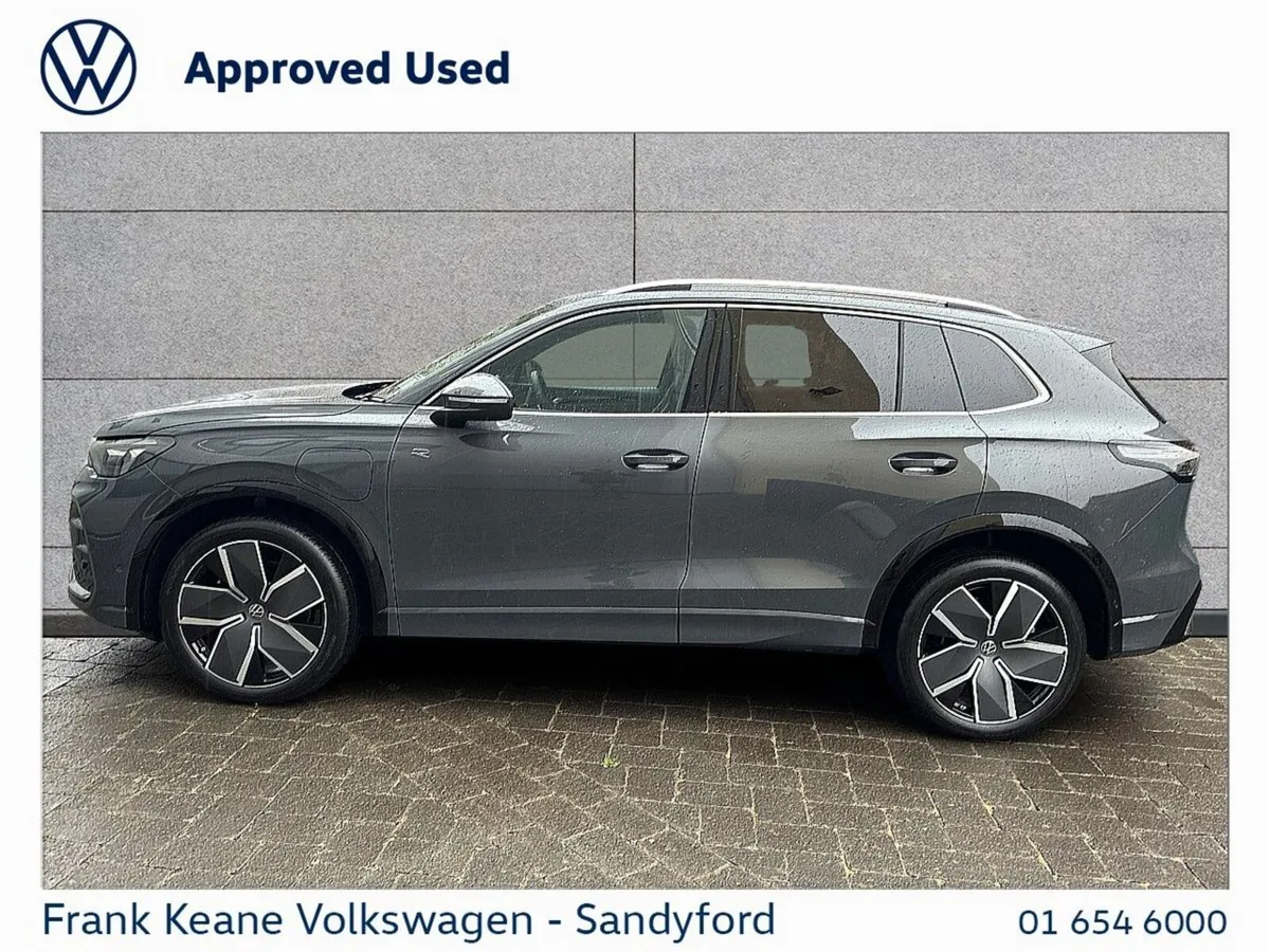 Volkswagen Tiguan *R-Line 75* 1.5 PHEV DSG 204HP@ - Image 6