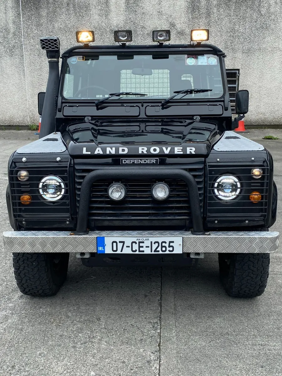 Land Rover Defender 2007 - Image 6