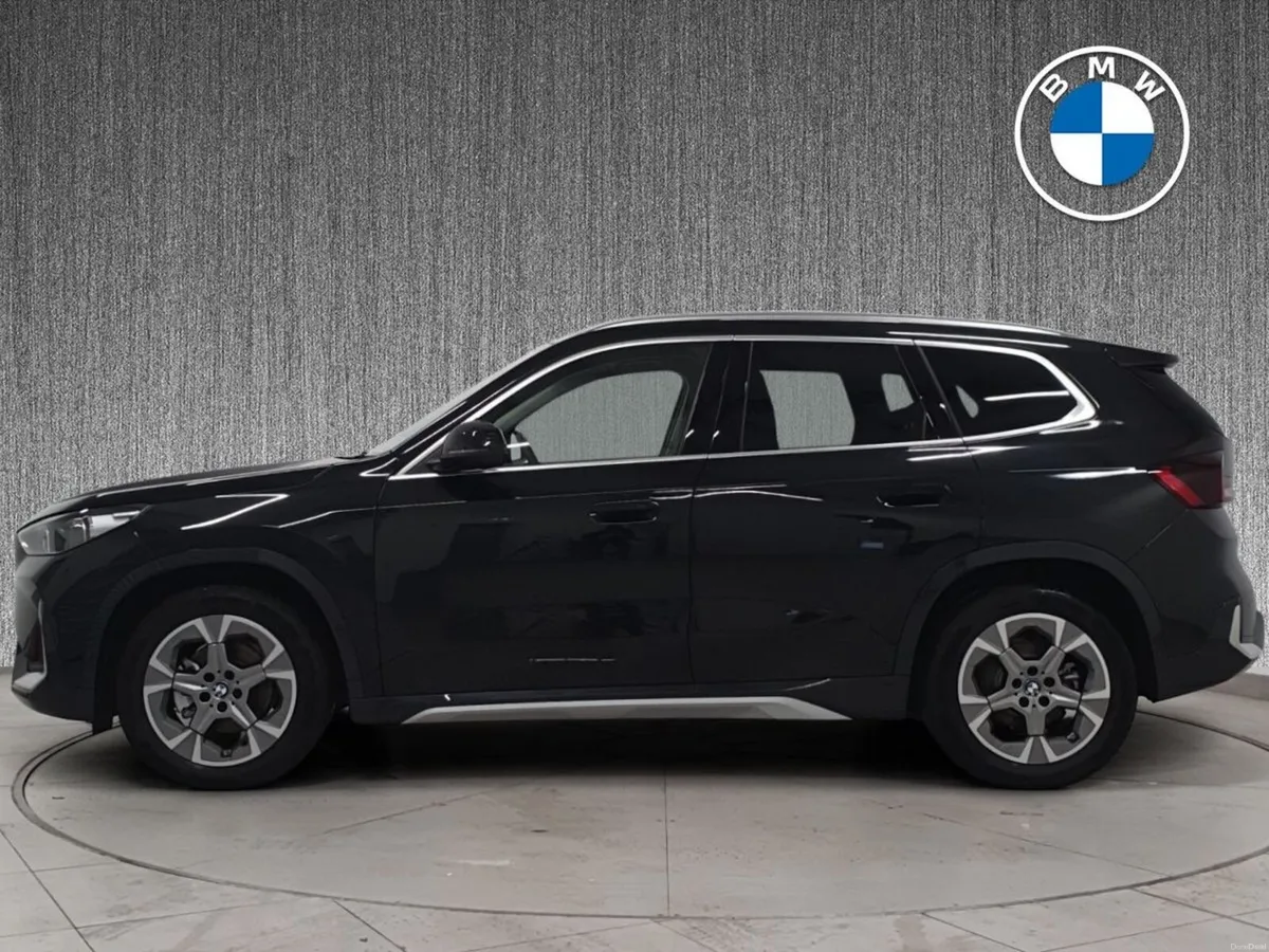 BMW iX1 eDrive20 Sport - Image 3