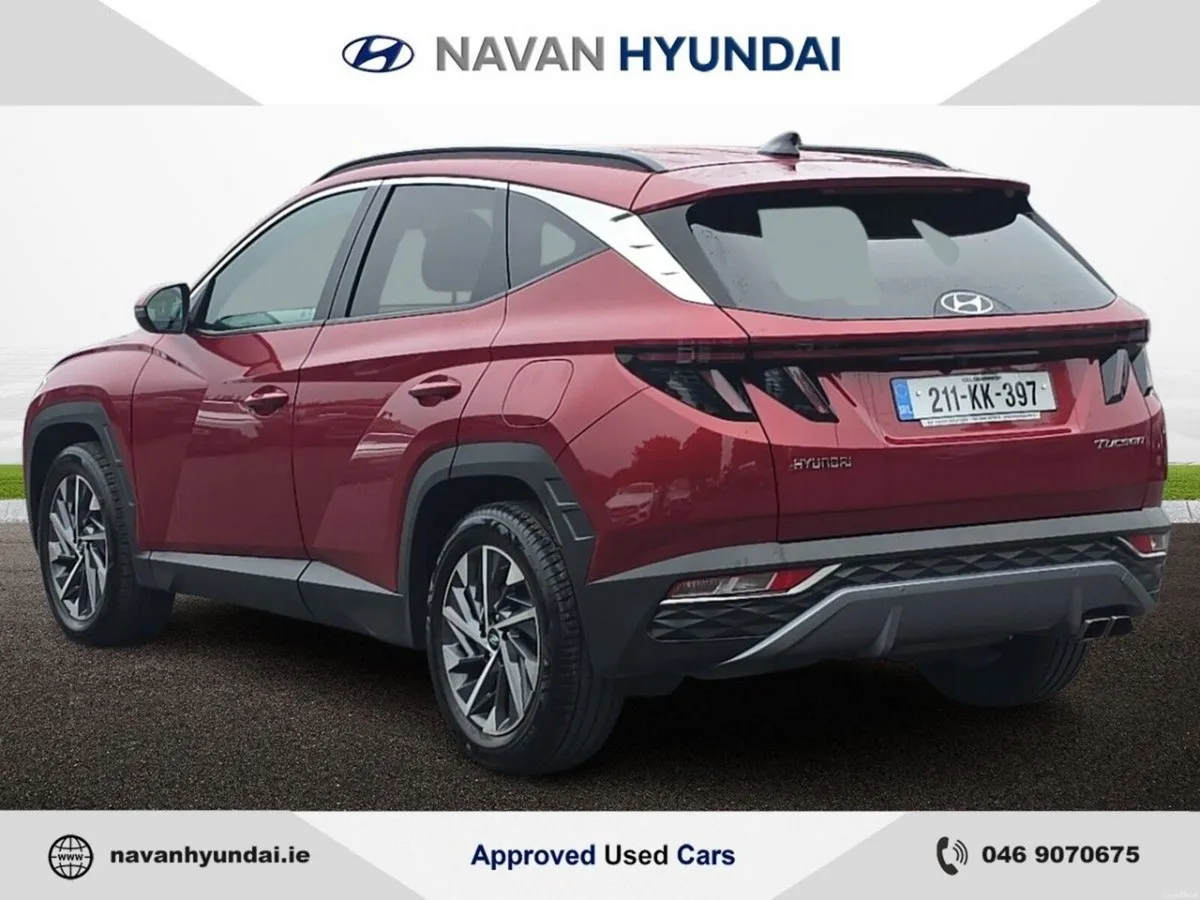 Hyundai Tucson 2WD Executive Plus *4.9% APR!* - Image 6