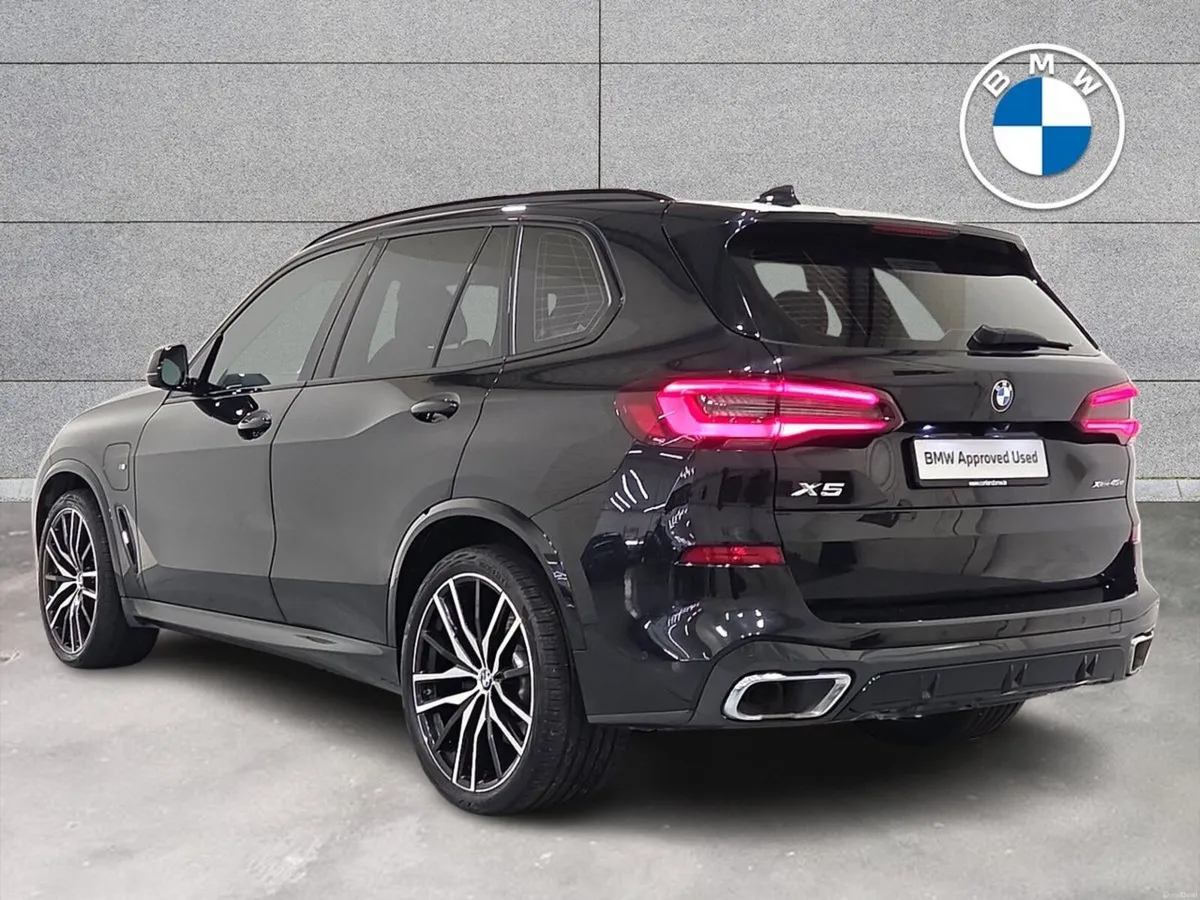 BMW X5 xDrive45e xLine - Image 2