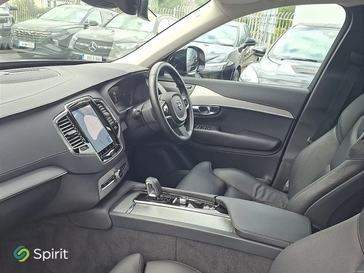 Volvo XC90  T8 Black  455 310+145 - Image 3
