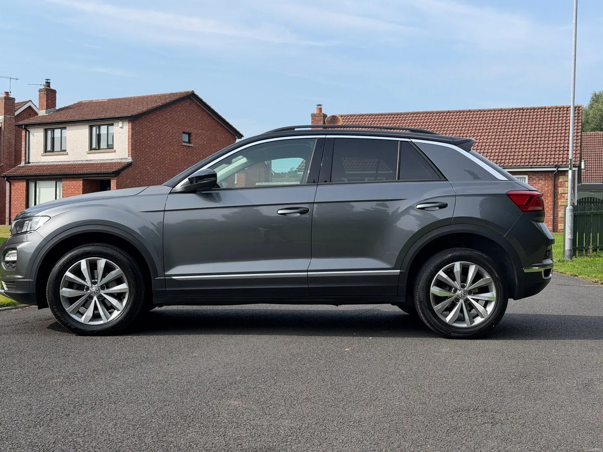 2020 Volkswagen T-Roc 1.6 TDI DESIGN EDTION - Image 3