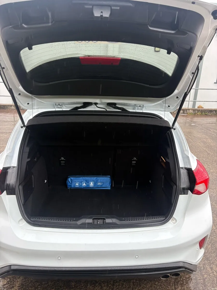 Ford focus - Image 5