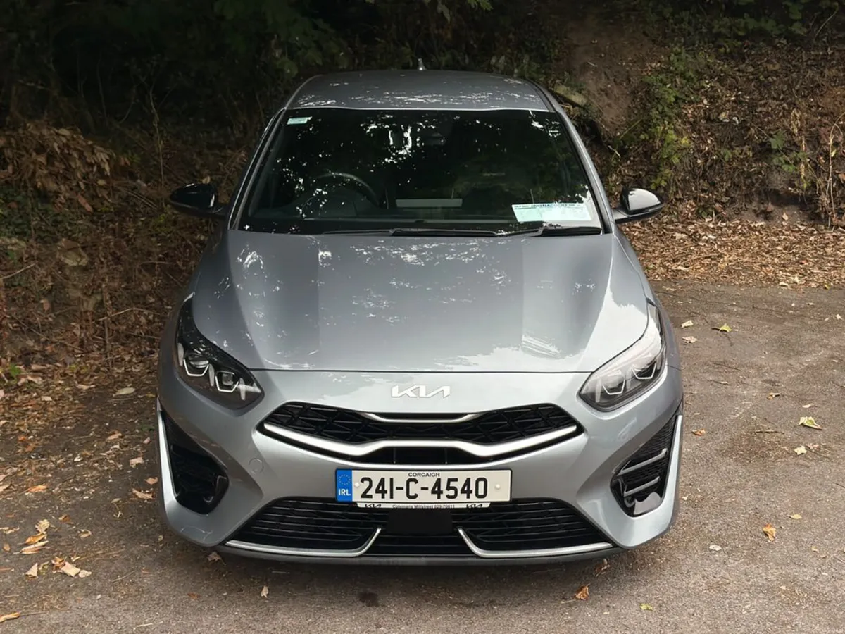 Kia Ceed Gt-Line 1.0 Petrol 2024 (241) - Image 3