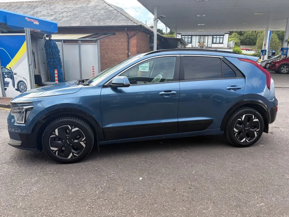 Kia Niro EV K4 64.8kWh 2023 (231) - Image 2