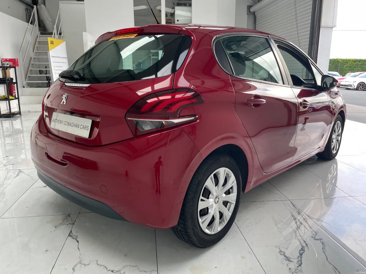 2016 Peugeot 208 - Image 4