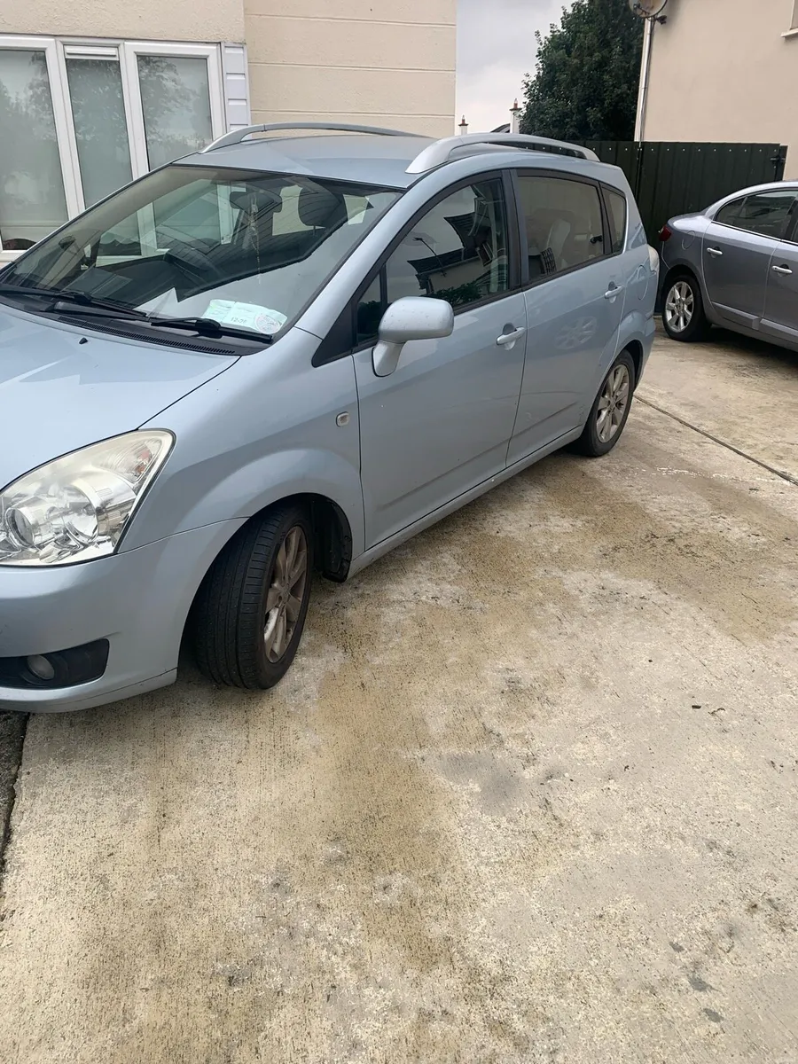 Toyota Carolla - Image 2