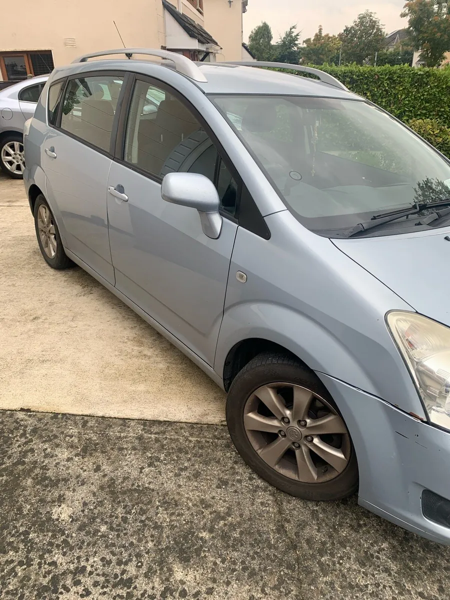 Toyota Carolla - Image 3