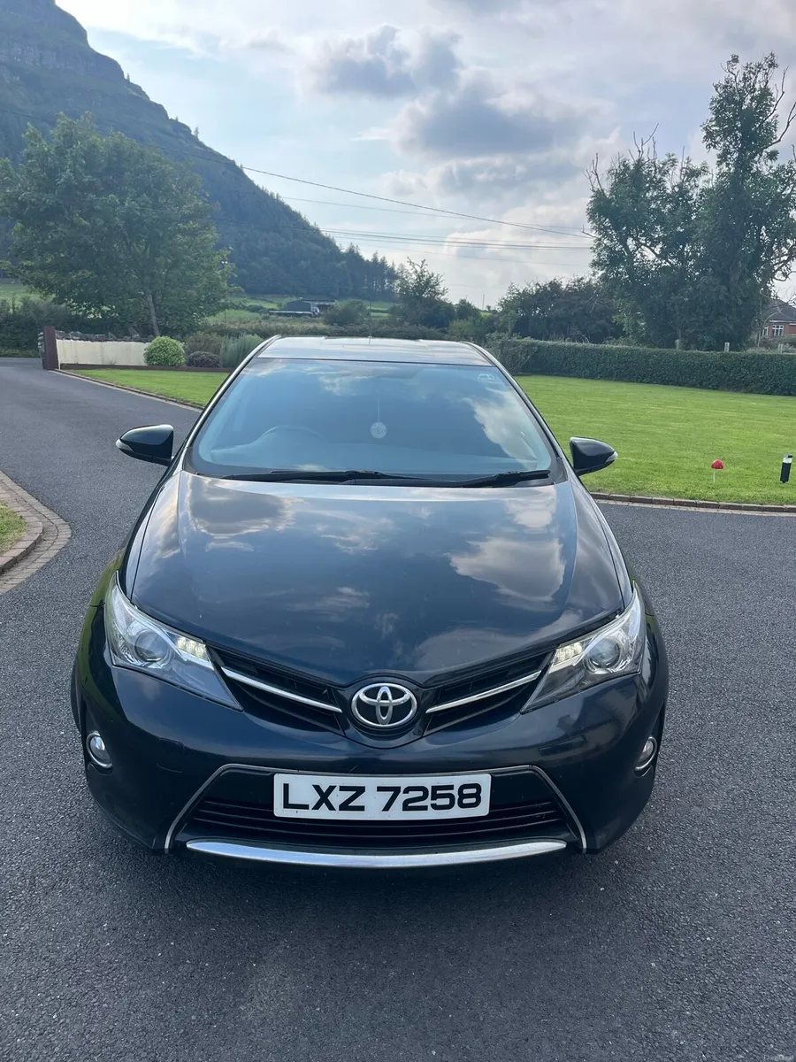 2015 Toyota Auris 1.4 Diesel - Image 3