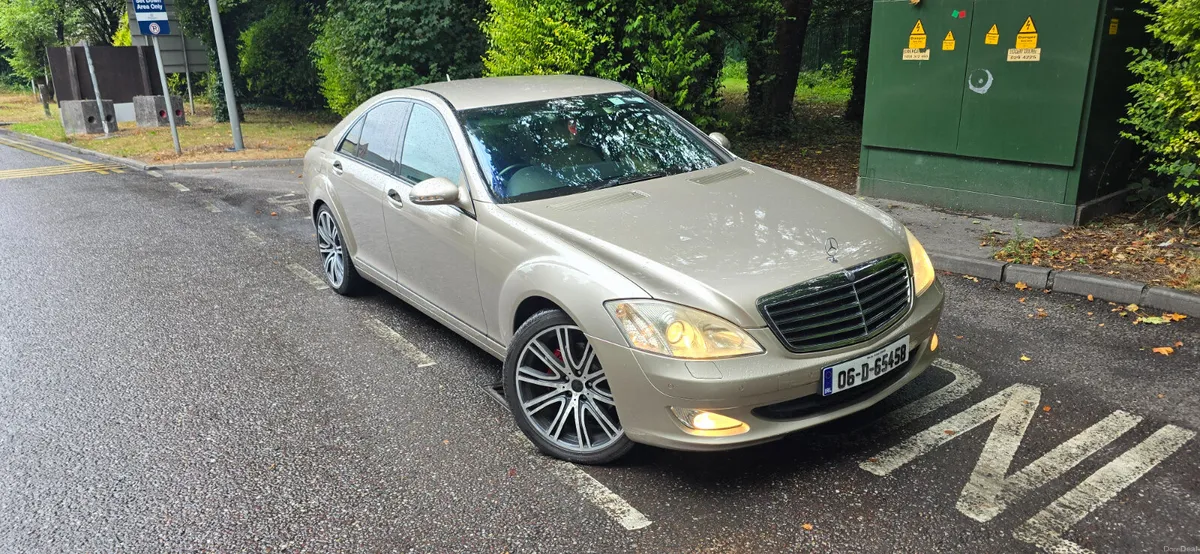 Mercedes-Benz S-Class 2006 LOW MILES - Image 2