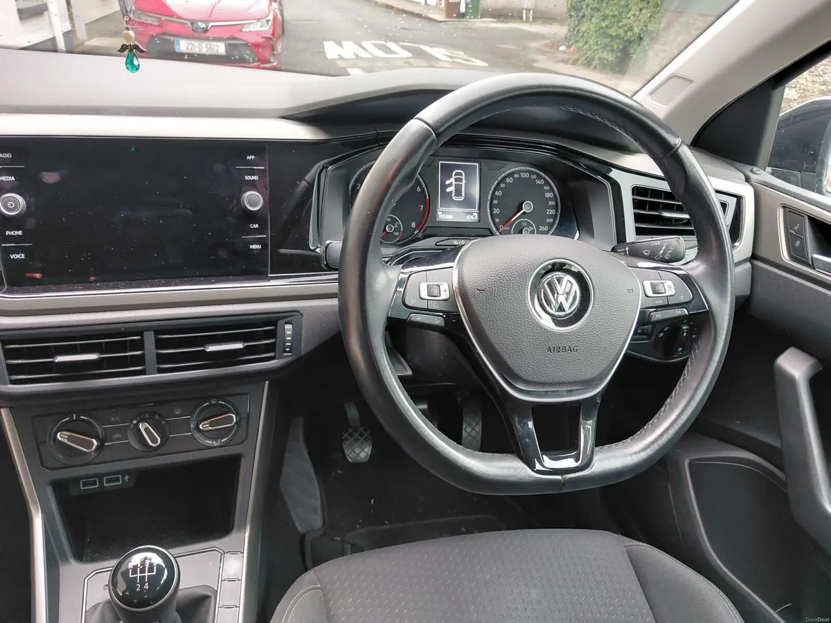 Car - Image 6