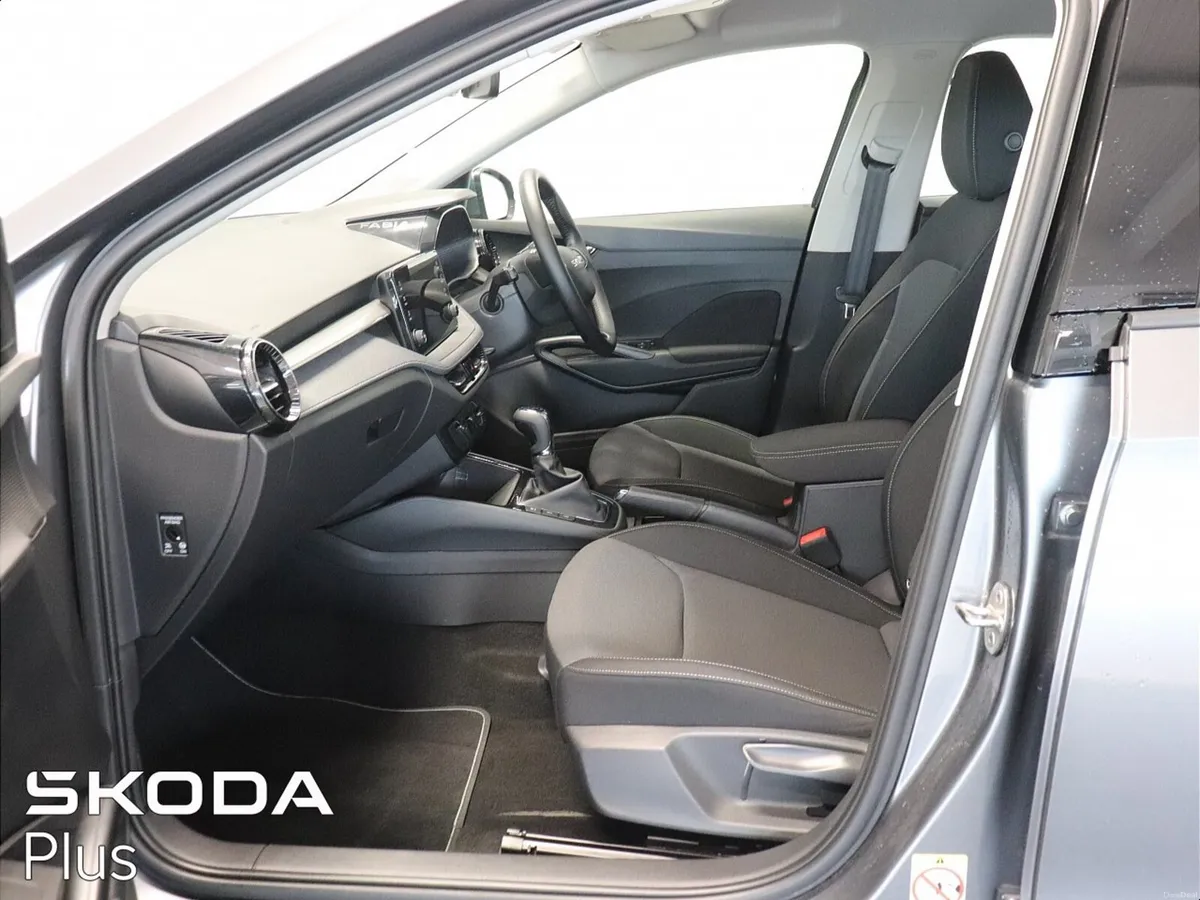 Skoda  FABIA SELECTION 1.0TSI 115HP DSG - Image 4