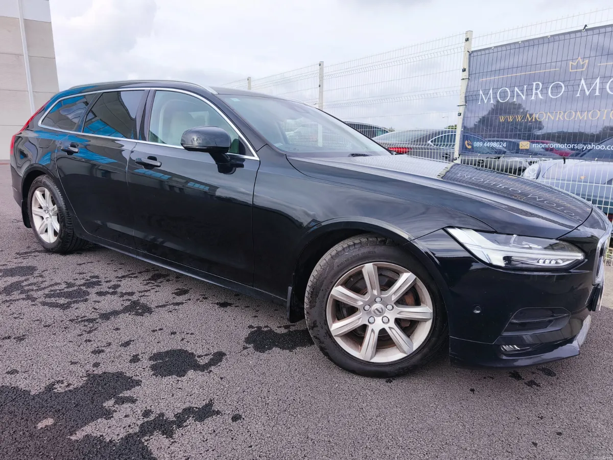 Volvo V90 D4 (190hp) Momentum Auto, Full S.History - Image 2