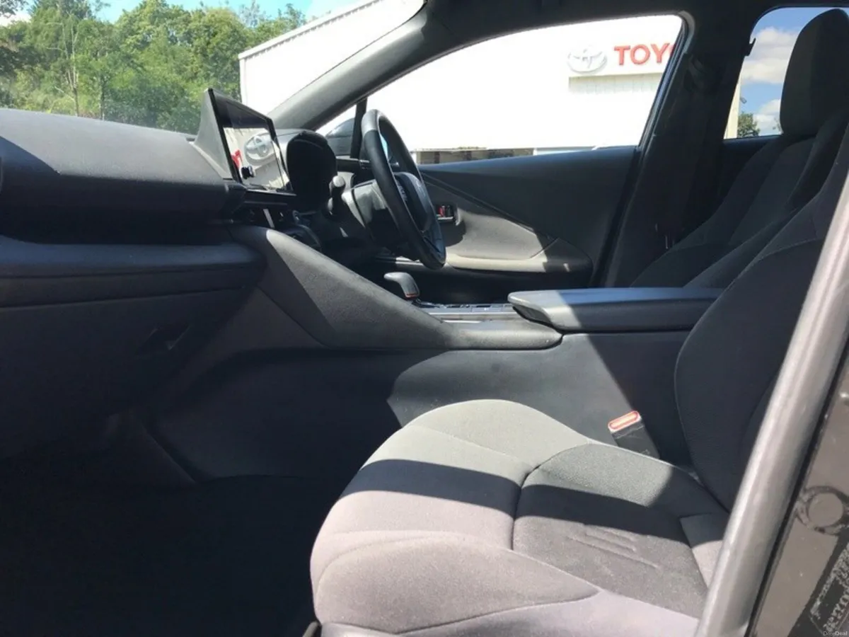 Toyota C-HR HYBRID SPORT - GRANDONS - Image 6