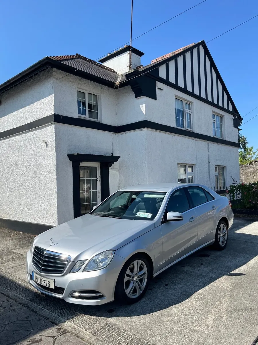 Mercedes-Benz E-Class 2013 - Image 5