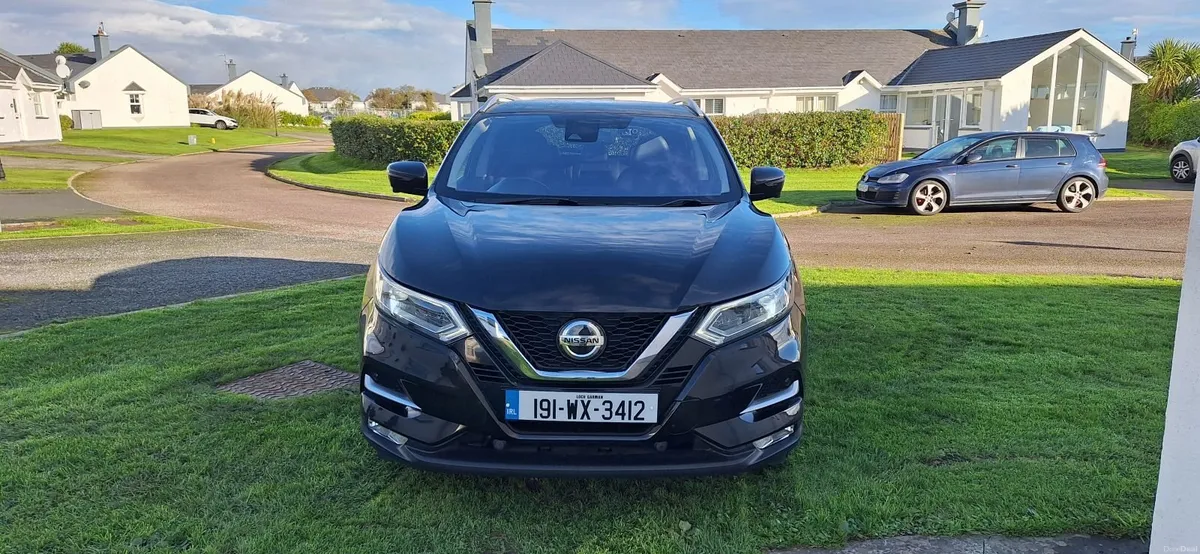 Nissan Qashqai  Tekna High Spec .2019 - Image 4