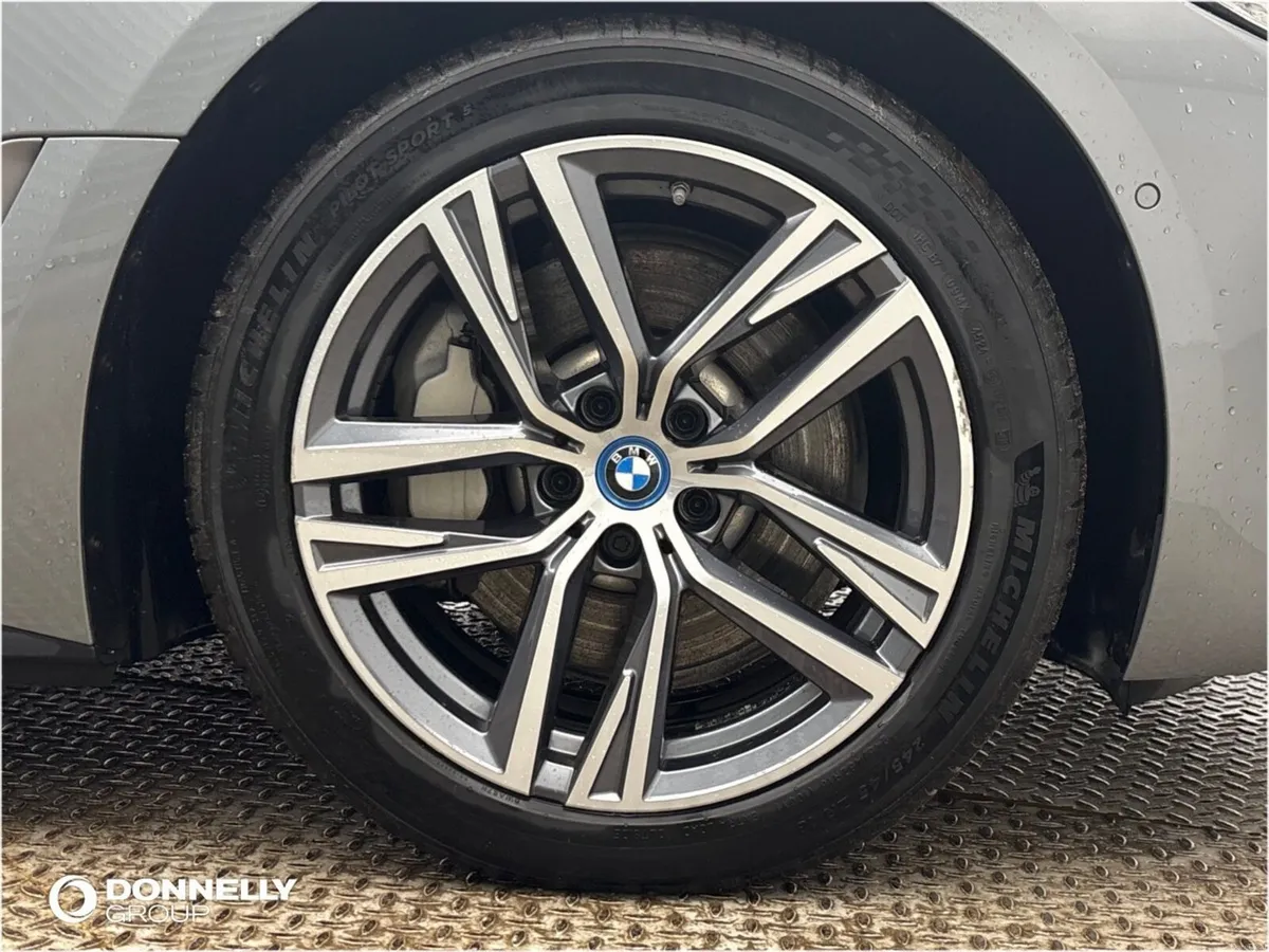 BMW i4 250kW eDrive40 Sport 83.9kWh 5dr Auto [Tech - Image 5