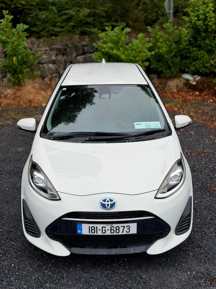 Toyota Aqua | 2018 | 109,000 KM | Hybrid | Auto - Image 4