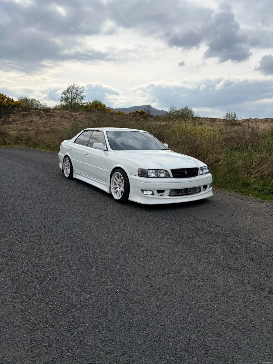 1999 Toyota Chaser - Image 1