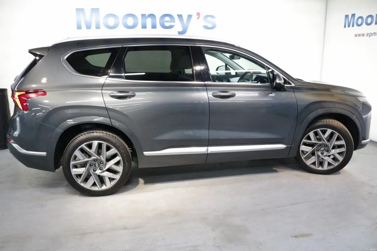 Hyundai Santa Fe Executive Plus 2.2L Diesel Automa - Image 5