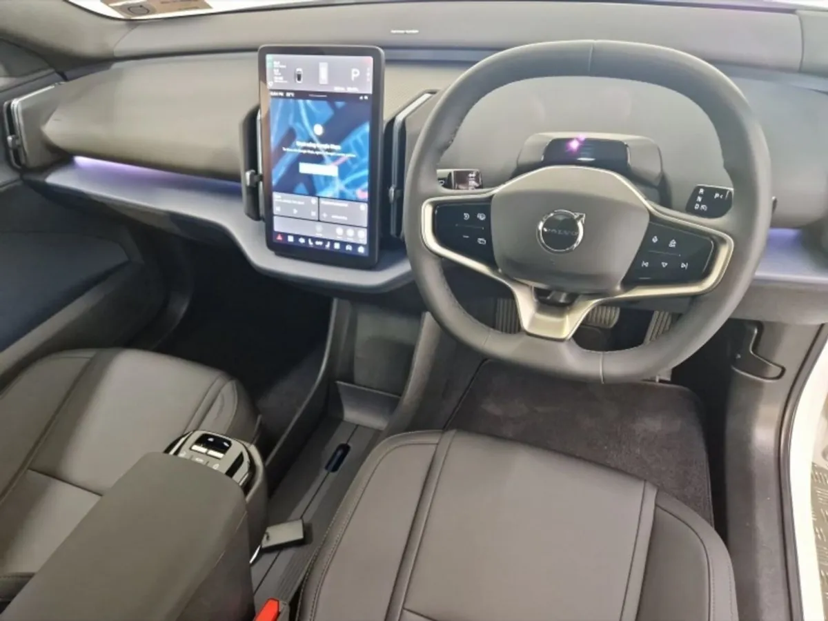 Volvo EX30 Ultra Extended Range - Image 3
