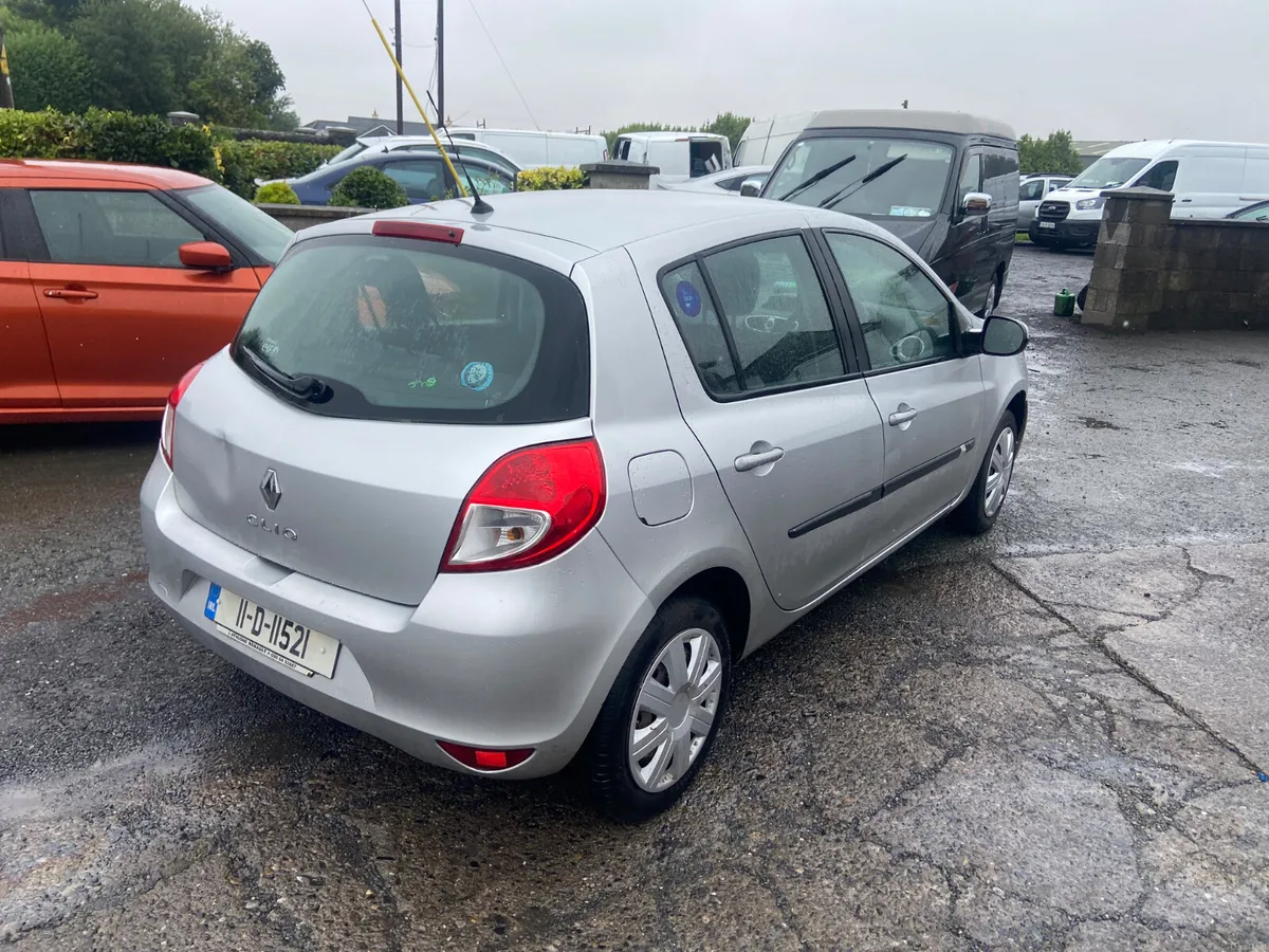 Renault Clio 2011 new nct - Image 4